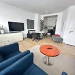 Seestern In Steinhude, Ruhig Gelegen , 2 Schlafzimmer, 2 Baeder, Freies Wlan Appartement *