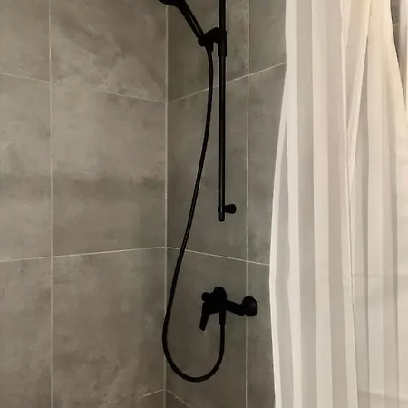 Seestern In Steinhude, Ruhig Gelegen , 2 Schlafzimmer, 2 Bäder, Freies Wlan *