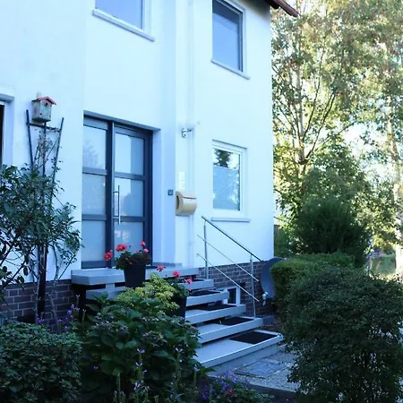 Seestern In Steinhude, Ruhig Gelegen , 2 Schlafzimmer, 2 Bäder, Freies Wlan * Wunstorf